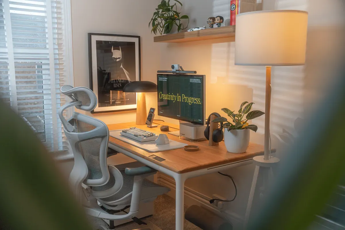 The 5-Year Desk: How To Future-Proof Your Setup Without Chasing Trends